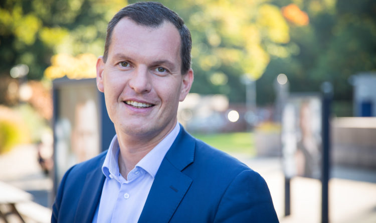 Een kwarteeuw verhalen voor het volk 2 Rene van Brakel2