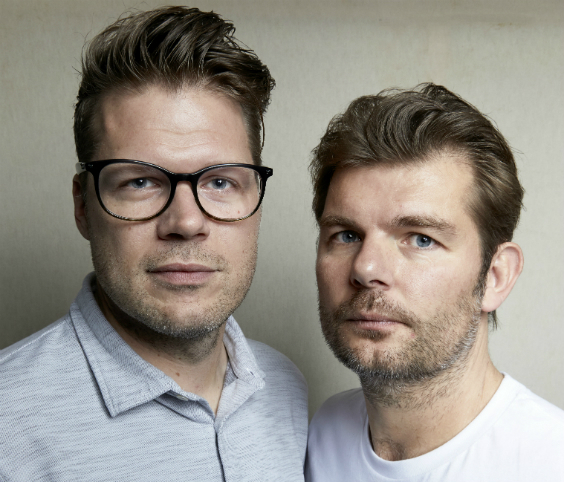 Vijftien jaar Coen en Sander: “We hebben elkaar letterlijk op de radio leren kennen” 10 Coen en Sander4 klein