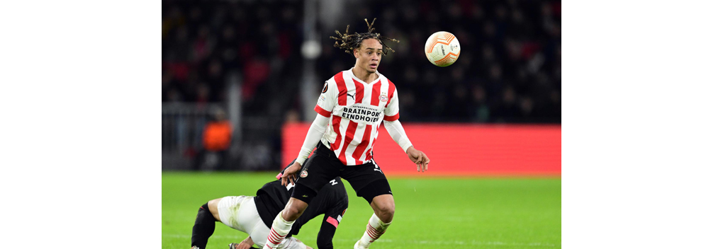 Thuisduels van AZ, PSV en FC Twente deze zomer te zien bij Veronica