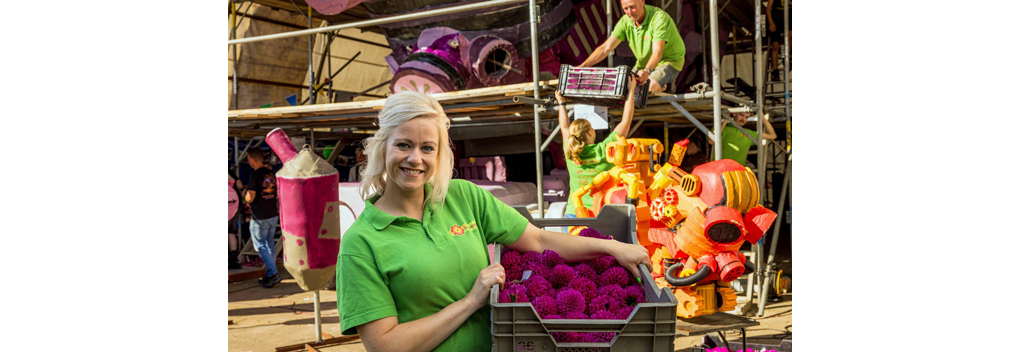 Beeldbrigade produceert Corsokoorts in Sint Jansklooster voor SBS6