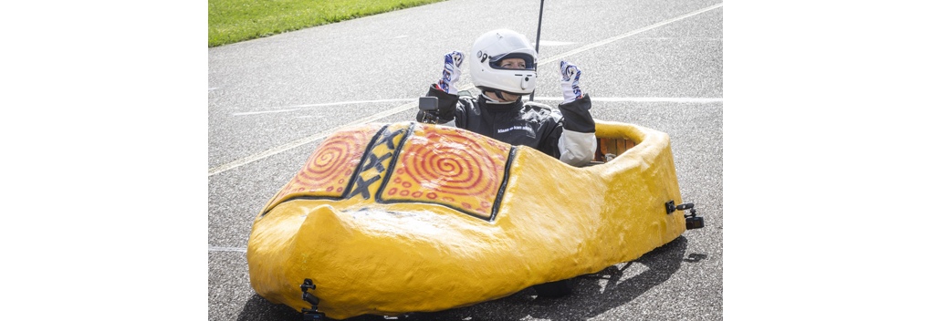 Klaas van Kruistum vestigt wereldrecord met snelste gemotoriseerde klomp