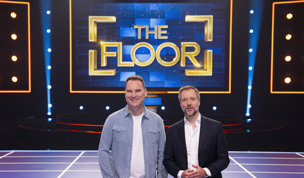 Wereld ligt weer aan de voeten van Talpa Studios 1 The Floor