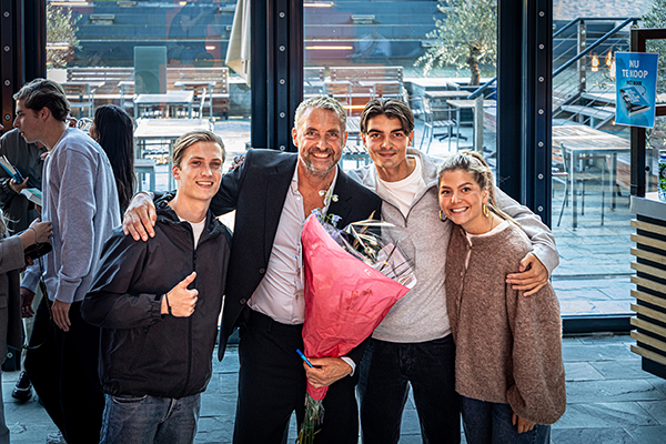 BMS: Matthias Scholten kraakt geheime code 1 BMS