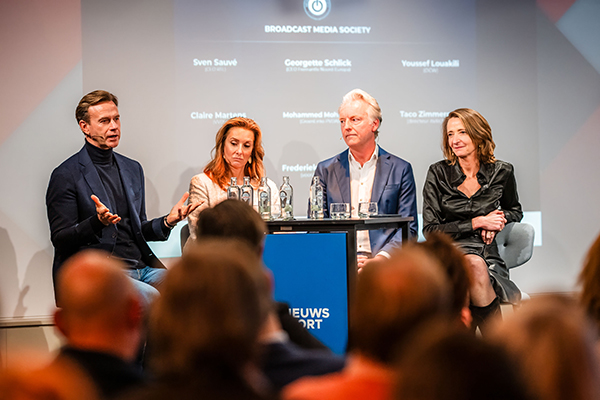 “Als je houdt van de publieke omroep, dan haat je dit bestel” 1 BMS