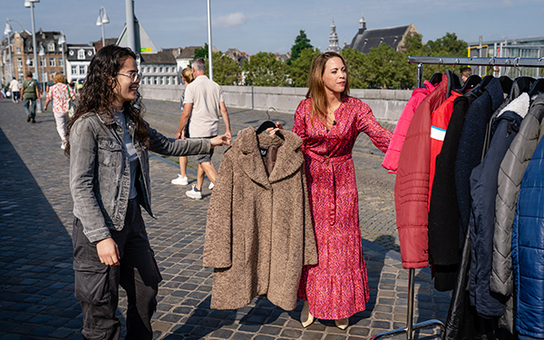 Regionale omroepen maatschappelijk in actie 1 Jassen