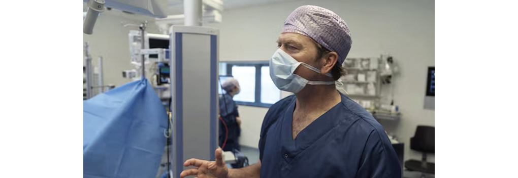 Beau van Erven Dorens komt met Het Antoni van Leeuwenhoek – Over Leven Met Kanker