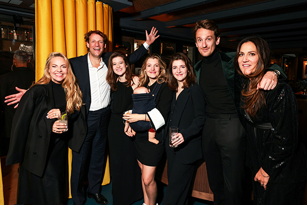 Front Row vertelt verhaal over oorlog in Oekraïne 2 Crew