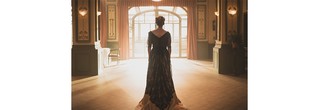 KRO-NCRV komt met romantisch kostuumdrama Grand Hotel aan Zee