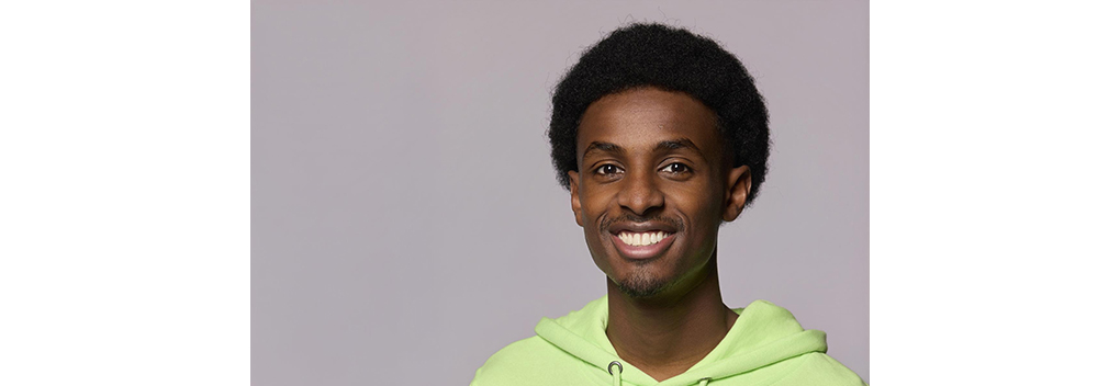 Anas Derow nieuwe presentator Het Klokhuis