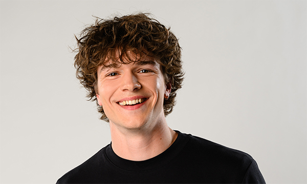 Astrid Joosten en Gijs Sanders over 100 jaar (BNN)VARA 1 Gijs Sanders