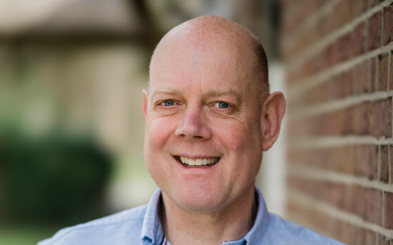 Herbert Visser stopt als statutair directeur bij Mediahuis Radio